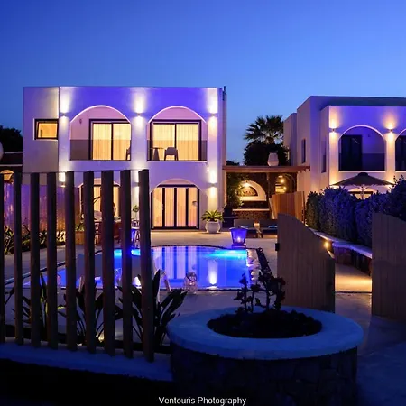 Hideaway Villa *