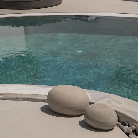 Villa Hideaway *