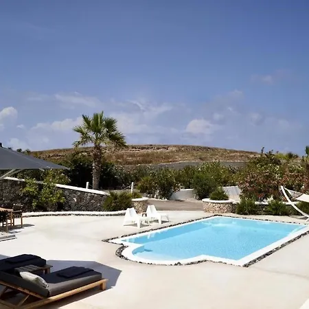 Hideaway Villa *
